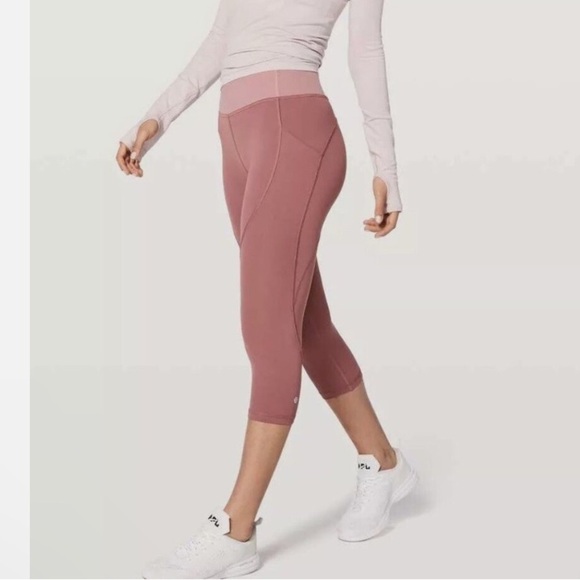 Lululemon Quick Feet 19” Crop Leggings Size 4 - Picture 4 of 10